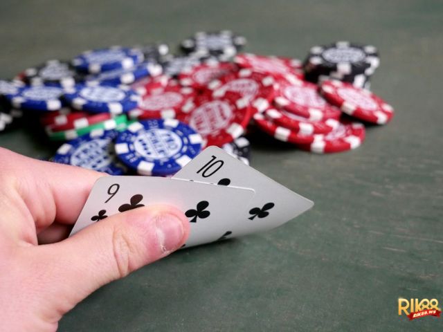 Khám phá cách xếp bài mậu binh Rik88